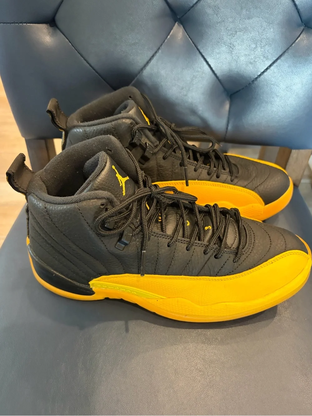 Jordan 12 Retro University Gold sneakers yellow black mens size 7.5 authentic